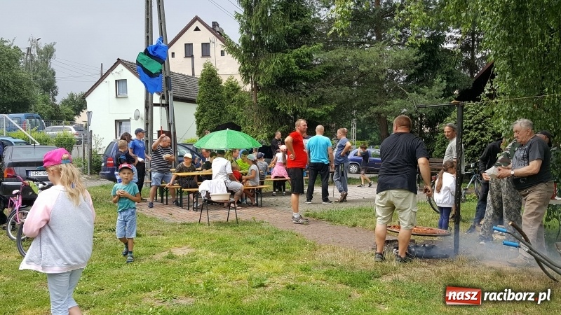 Zdjęcie w galerii na portalu naszraciborz.pl: Dzień Dziecka świętowali z wędkami wiadomości z regionu