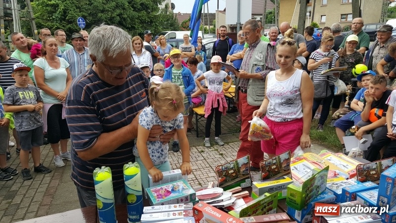 Zdjęcie w galerii na portalu naszraciborz.pl: Dzień Dziecka świętowali z wędkami wiadomości z regionu
