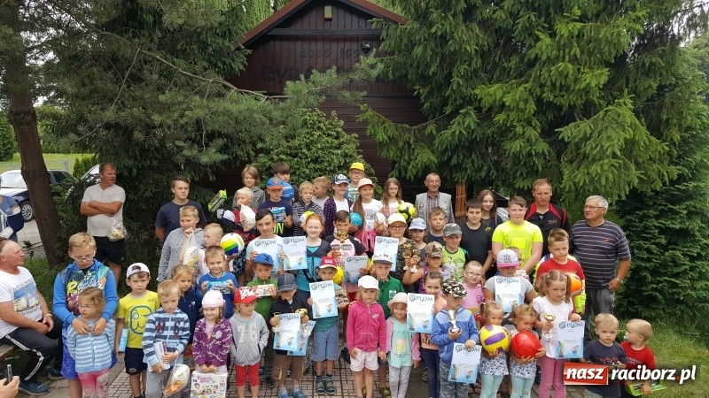 Zdjęcie w galerii na portalu naszraciborz.pl: Dzień Dziecka świętowali z wędkami wiadomości z regionu