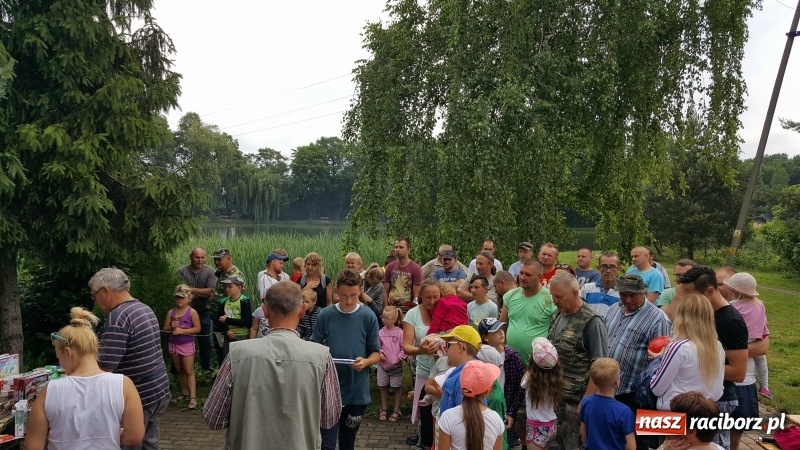 Zdjęcie w galerii na portalu naszraciborz.pl: Dzień Dziecka świętowali z wędkami wiadomości z regionu