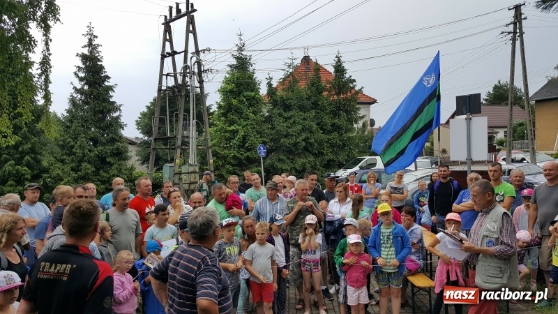 Zdjęcie w galerii na portalu naszraciborz.pl: Dzień Dziecka świętowali z wędkami wiadomości z regionu