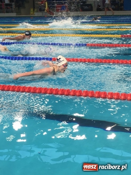 Zdjęcie w galerii na portalu naszraciborz.pl: Pływanie. Dobry start pływaków Lidze SMS-ów  wiadomości z regionu