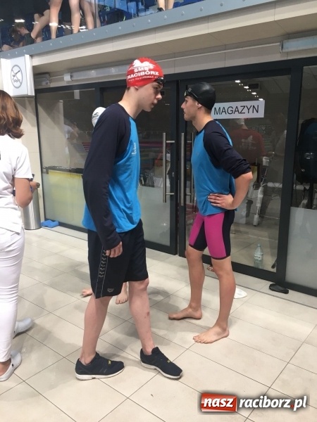 Zdjęcie w galerii na portalu naszraciborz.pl: Pływanie. Dobry start pływaków Lidze SMS-ów  wiadomości z regionu