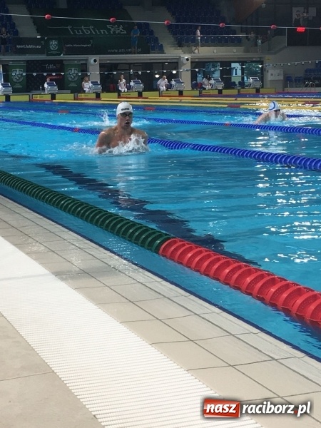 Zdjęcie w galerii na portalu naszraciborz.pl: Pływanie. Dobry start pływaków Lidze SMS-ów  wiadomości z regionu