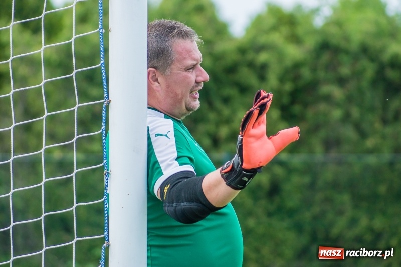 Zdjęcie w galerii na portalu naszraciborz.pl: Niezawodny Bronek Kłosek utarł Górkom Śląskim nosek wiadomości z regionu