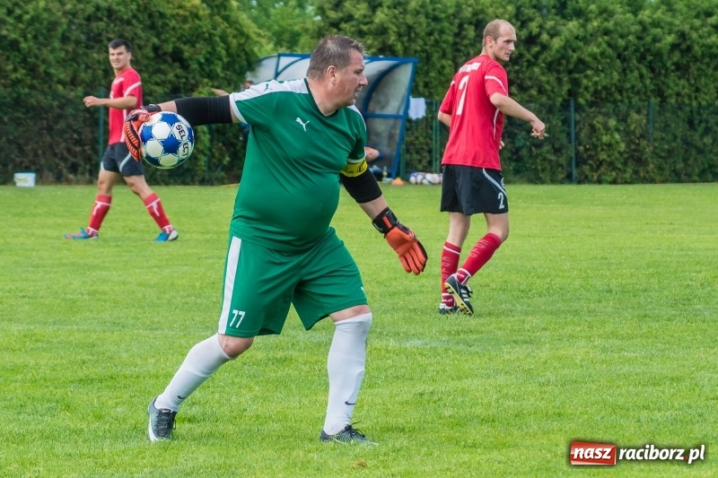 Zdjęcie w galerii na portalu naszraciborz.pl: Niezawodny Bronek Kłosek utarł Górkom Śląskim nosek wiadomości z regionu