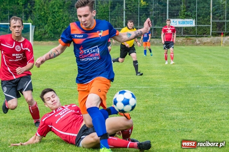 Zdjęcie w galerii na portalu naszraciborz.pl: Niezawodny Bronek Kłosek utarł Górkom Śląskim nosek wiadomości z regionu