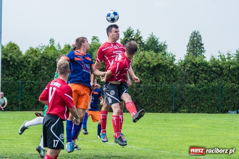 Zdjęcie w galerii na portalu naszraciborz.pl: Niezawodny Bronek Kłosek utarł Górkom Śląskim nosek wiadomości z regionu