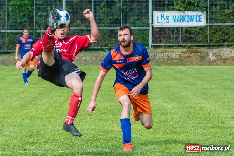 Zdjęcie w galerii na portalu naszraciborz.pl: Niezawodny Bronek Kłosek utarł Górkom Śląskim nosek wiadomości z regionu