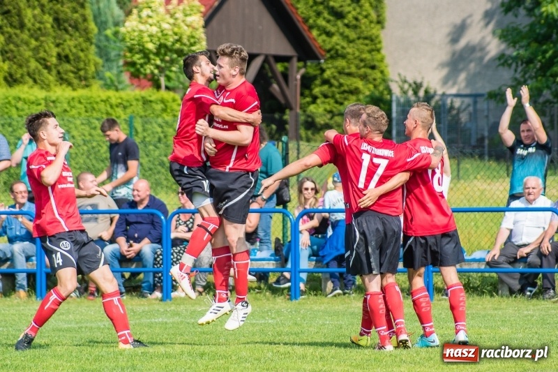 Zdjęcie w galerii na portalu naszraciborz.pl: Niezawodny Bronek Kłosek utarł Górkom Śląskim nosek wiadomości z regionu