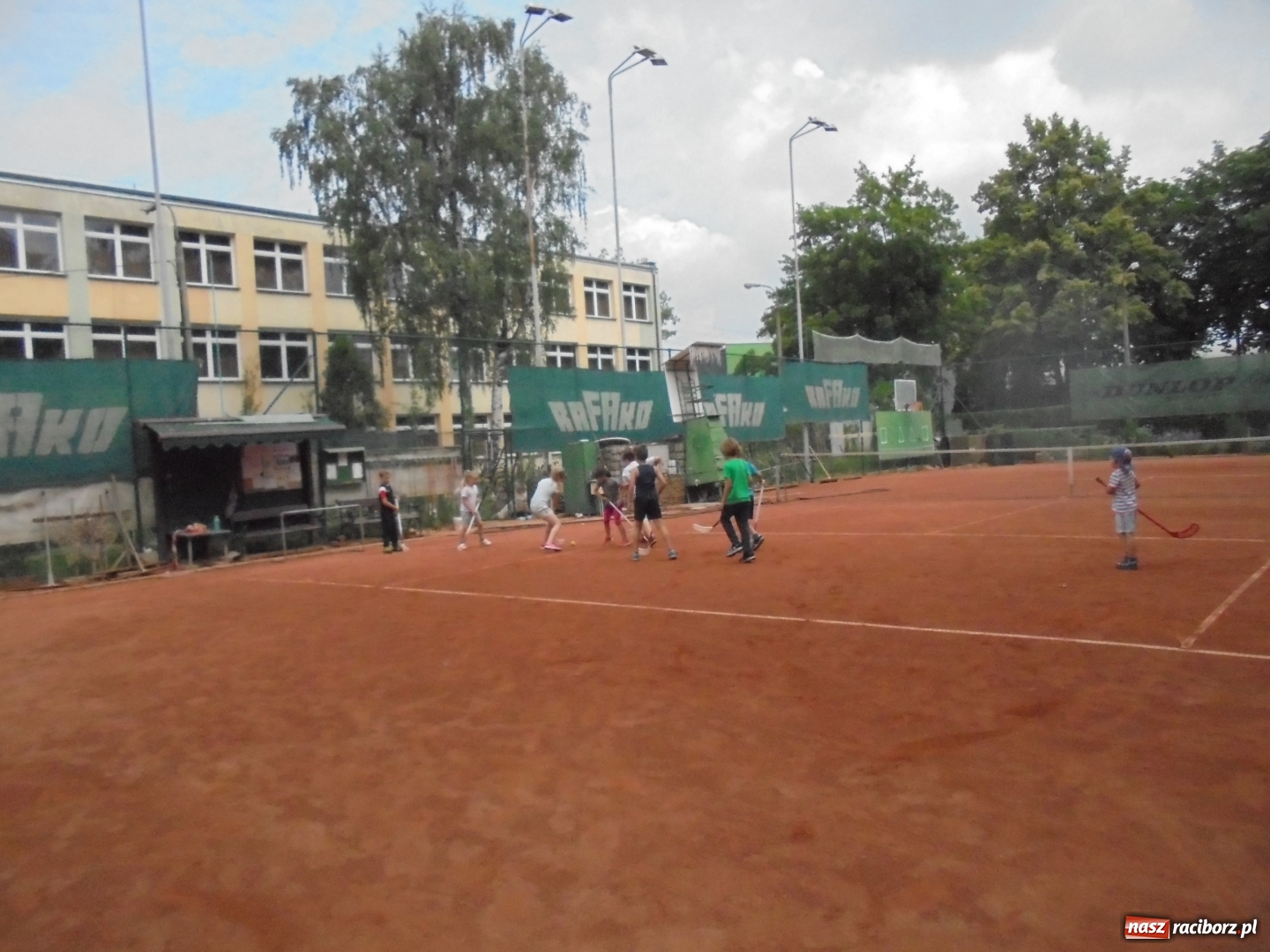 Zdjęcie w galerii na portalu naszraciborz.pl: Sportowy Dzień Dziecka na kortach Rafako wiadomości z regionu