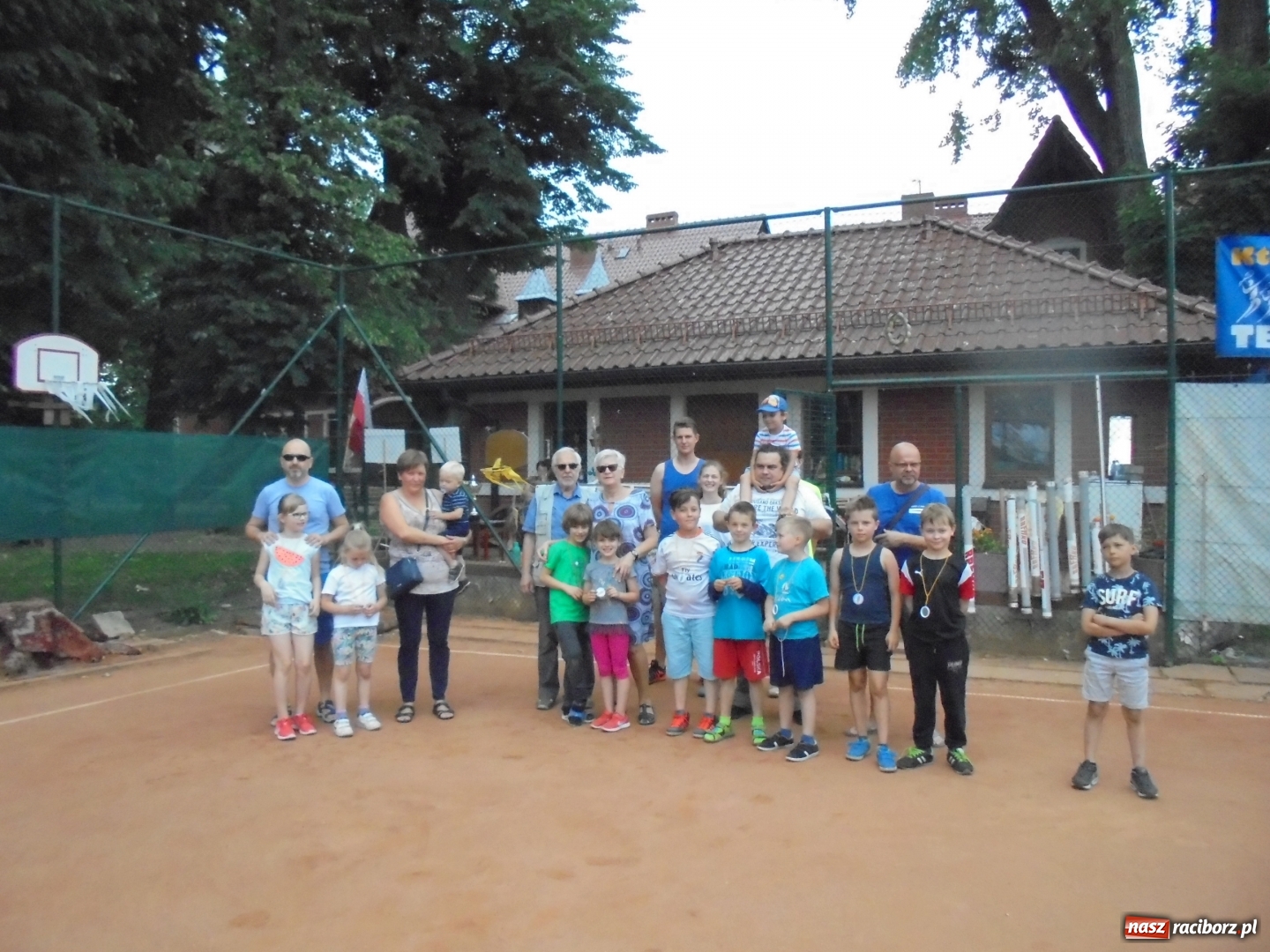 Zdjęcie w galerii na portalu naszraciborz.pl: Sportowy Dzień Dziecka na kortach Rafako wiadomości z regionu