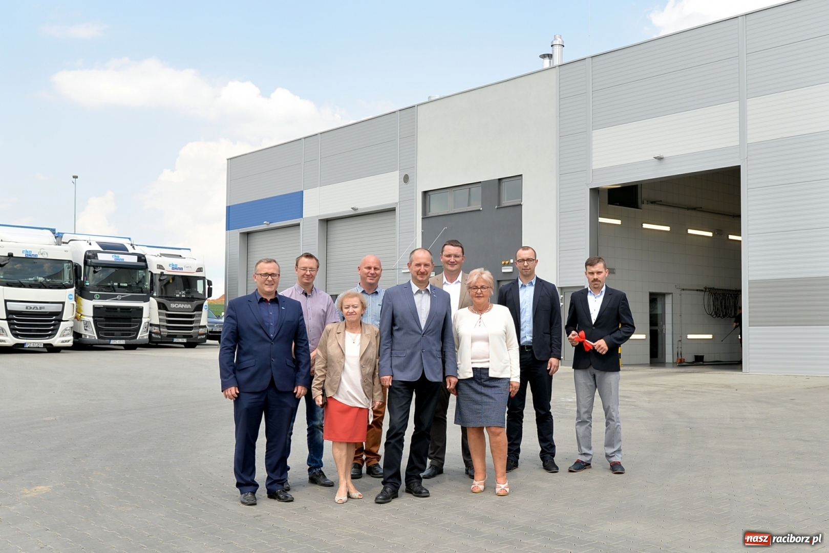 Zdjęcie w galerii na portalu naszraciborz.pl: W Eko-Oknach zadbają o swoje auta od A do Z wiadomości z regionu