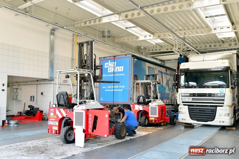 Zdjęcie w galerii na portalu naszraciborz.pl: W Eko-Oknach zadbają o swoje auta od A do Z wiadomości z regionu