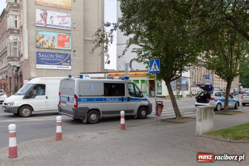 Zdjęcie w galerii na portalu naszraciborz.pl: Potrącenie na skrzyżowaniu Opawska-Staszica wiadomości z regionu