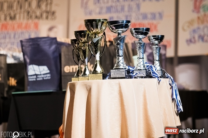 Zdjęcie w galerii na portalu naszraciborz.pl: Uroczysta gala wręczenia nagród dla laureatów olimpiad i konkursów języka niemieckiego wiadomości z regionu