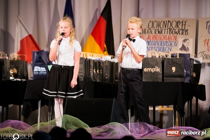 Zdjęcie w galerii na portalu naszraciborz.pl: Uroczysta gala wręczenia nagród dla laureatów olimpiad i konkursów języka niemieckiego wiadomości z regionu