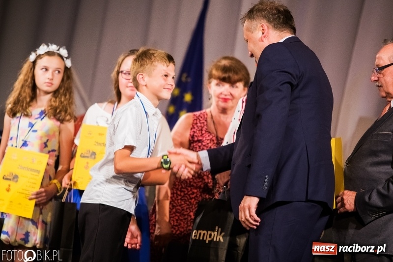 Zdjęcie w galerii na portalu naszraciborz.pl: Uroczysta gala wręczenia nagród dla laureatów olimpiad i konkursów języka niemieckiego wiadomości z regionu