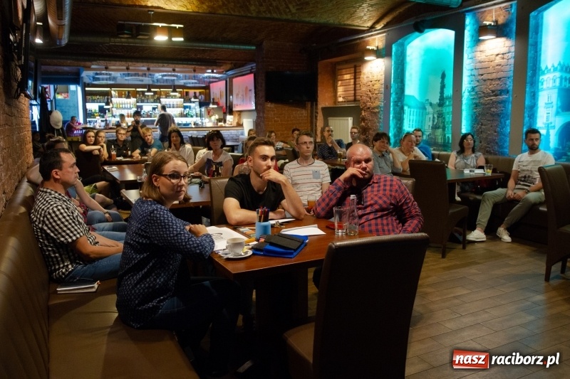 Zdjęcie w galerii na portalu naszraciborz.pl: Ścieżki do własnego biznesu. Doradczyni prezydenta Biedronia o startupach w Raciborzu  wiadomości z regionu