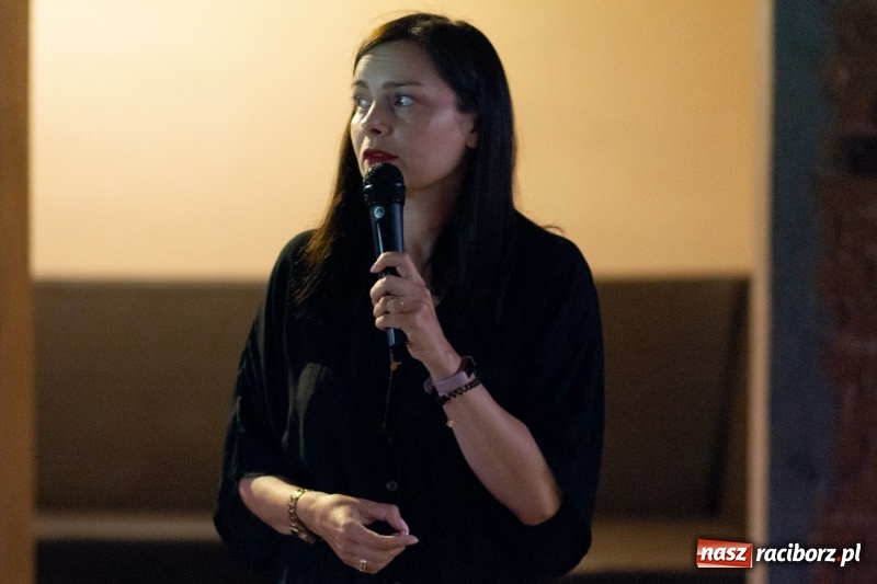 Zdjęcie w galerii na portalu naszraciborz.pl: Ścieżki do własnego biznesu. Doradczyni prezydenta Biedronia o startupach w Raciborzu  wiadomości z regionu