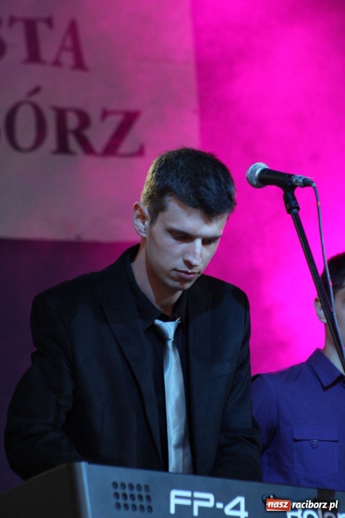 Zdjęcie w galerii na portalu naszraciborz.pl: Majówka z Maleńczukiem  wiadomości z regionu