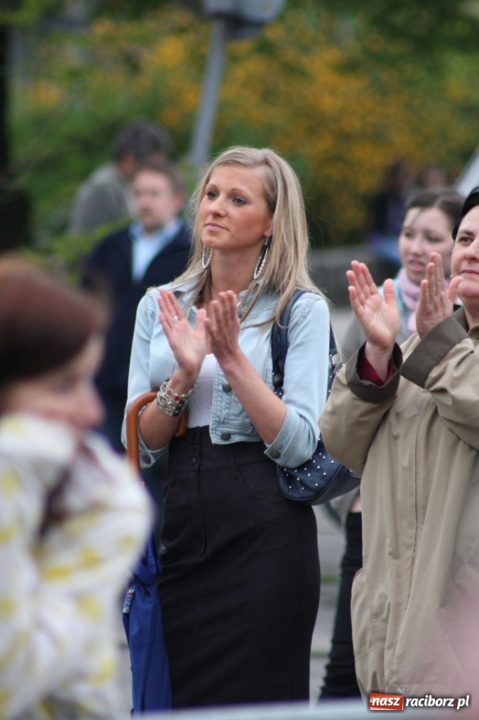 Zdjęcie w galerii na portalu naszraciborz.pl: Majówka z Maleńczukiem  wiadomości z regionu
