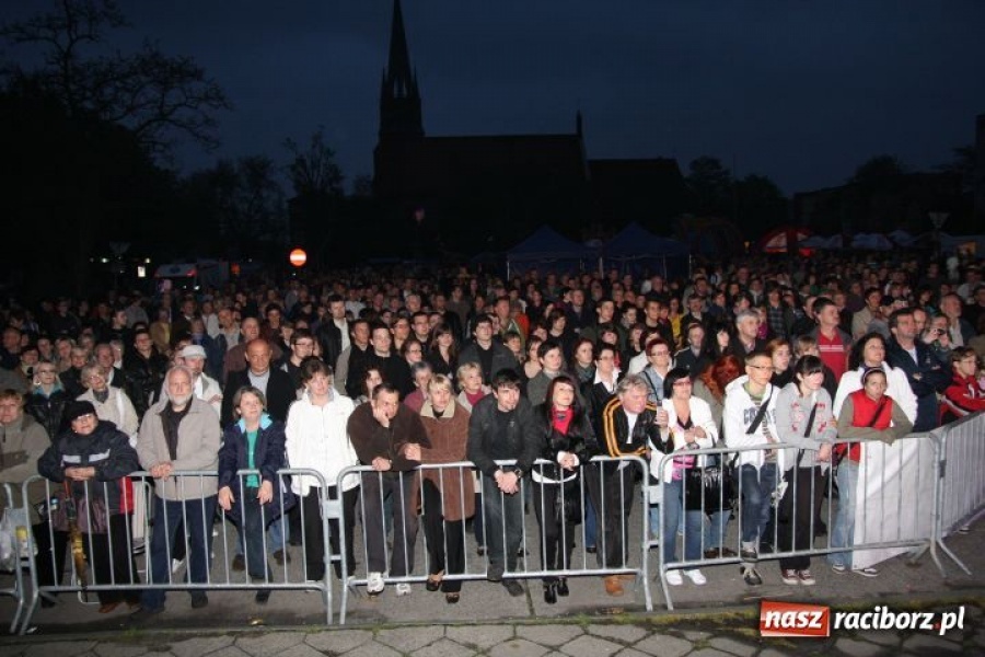 Zdjęcie w galerii na portalu naszraciborz.pl: Majówka z Maleńczukiem  wiadomości z regionu