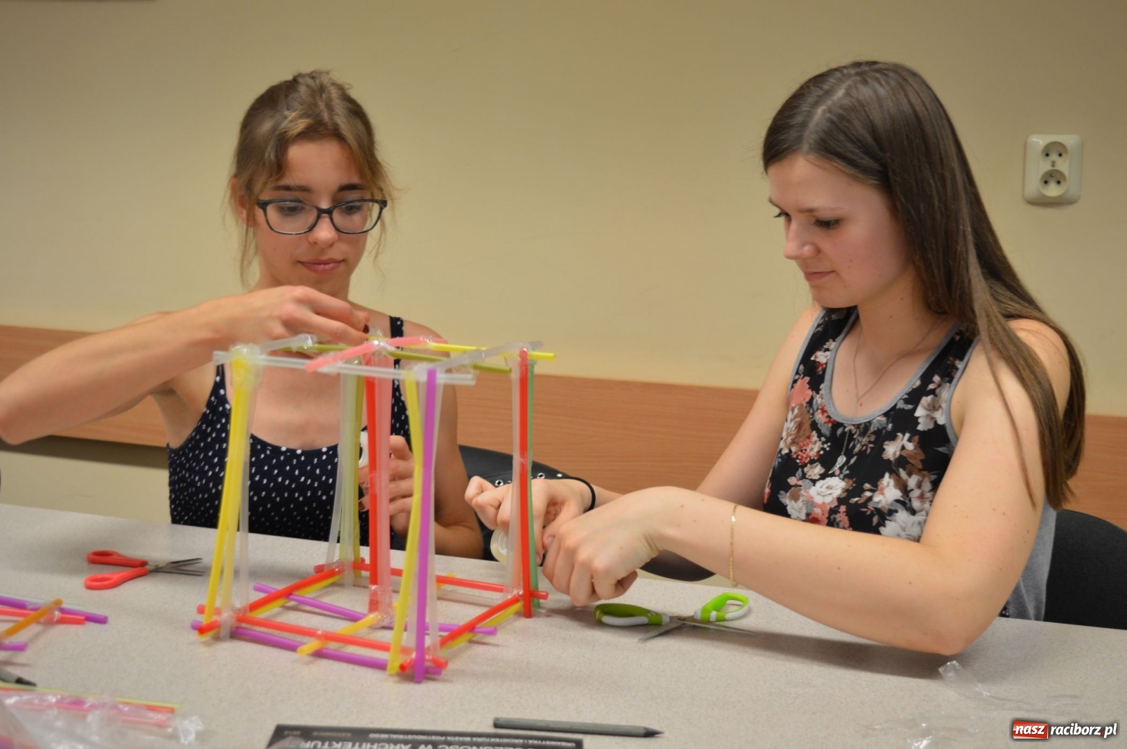 Zdjęcie w galerii na portalu naszraciborz.pl: Tak przebiegały warsztaty przygotowawcze na studia architektoniczne w Raciborzu  wiadomości z regionu