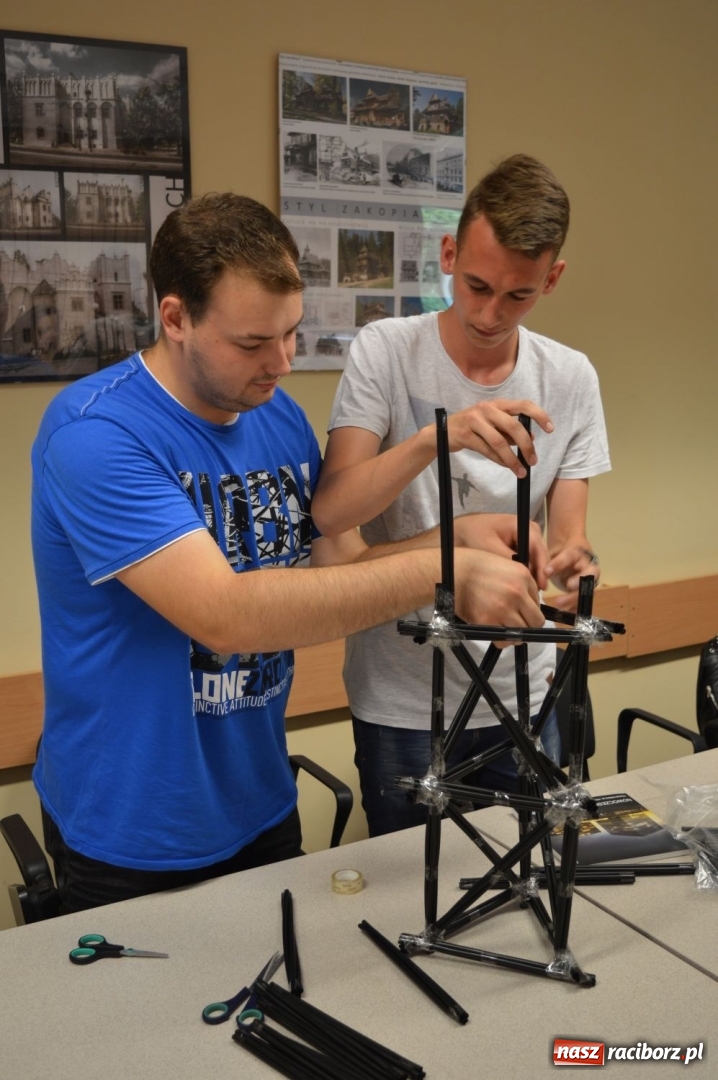 Zdjęcie w galerii na portalu naszraciborz.pl: Tak przebiegały warsztaty przygotowawcze na studia architektoniczne w Raciborzu  wiadomości z regionu