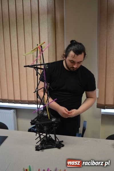 Zdjęcie w galerii na portalu naszraciborz.pl: Tak przebiegały warsztaty przygotowawcze na studia architektoniczne w Raciborzu  wiadomości z regionu