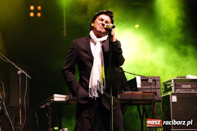 Zdjęcie w galerii na portalu naszraciborz.pl: Thomas Anders rozgrzał publiczność wiadomości z regionu