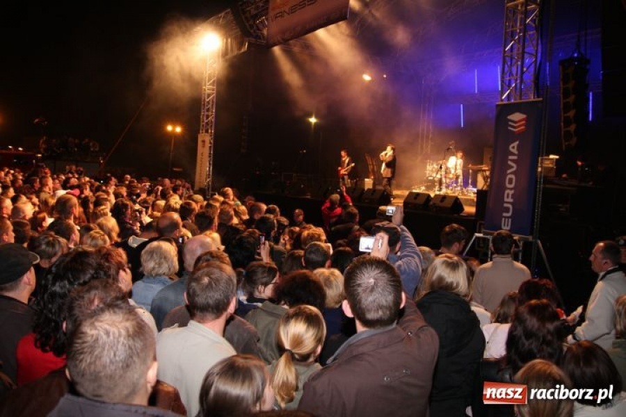 Zdjęcie w galerii na portalu naszraciborz.pl: Thomas Anders rozgrzał publiczność wiadomości z regionu