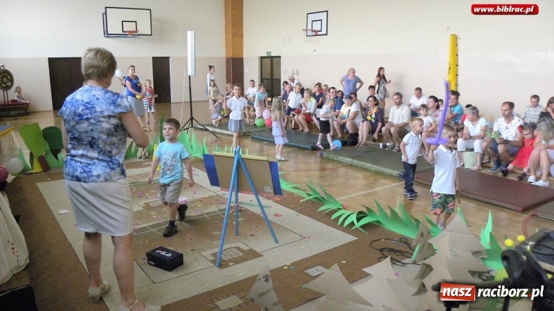 Zdjęcie w galerii na portalu naszraciborz.pl: Inauguracja Tygodnia Czytania Dzieciom w Markowicach wiadomości z regionu