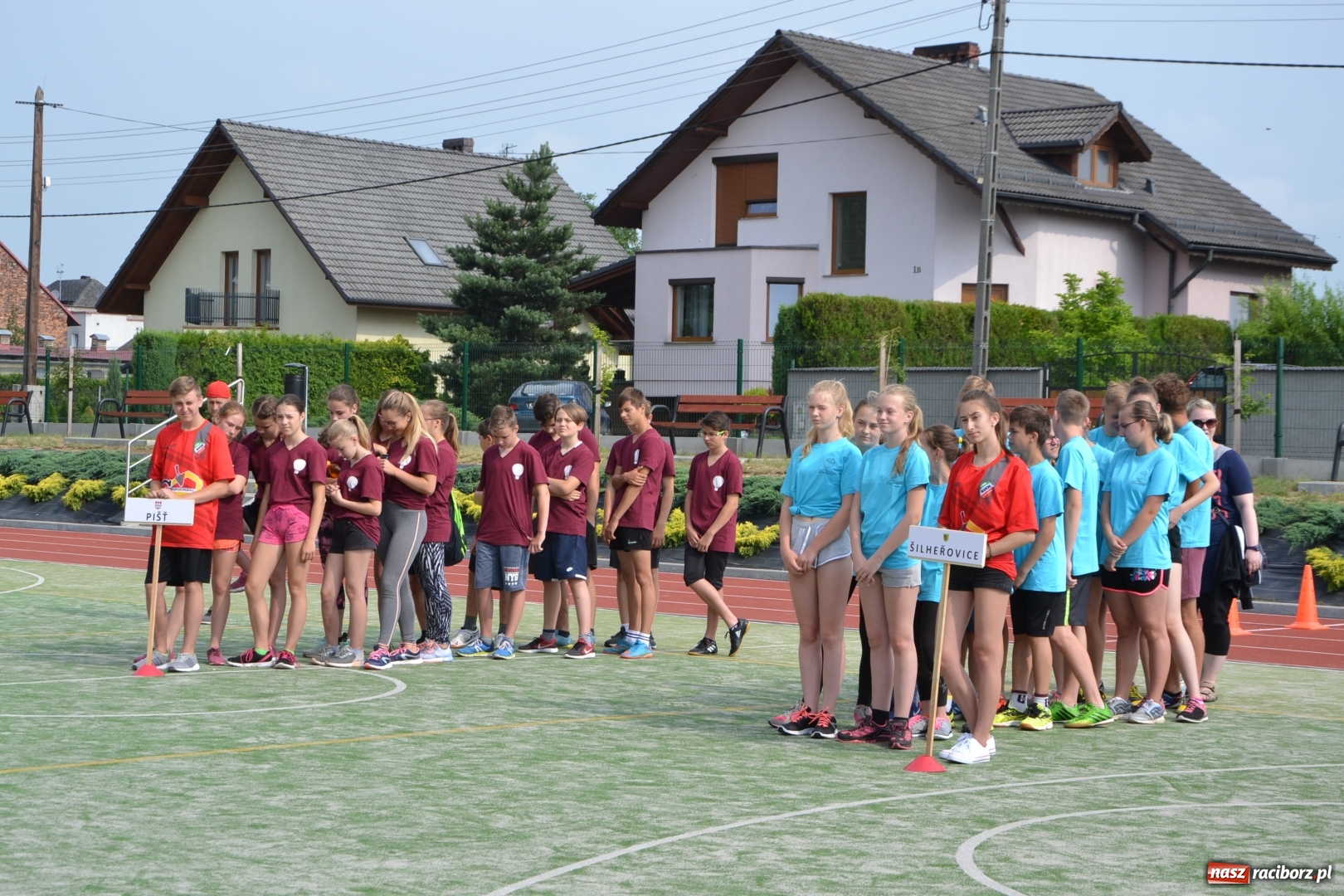 Zdjęcie w galerii na portalu naszraciborz.pl: Międzynarodowa Olimpiada Sportowa w Bieńkowicach wiadomości z regionu
