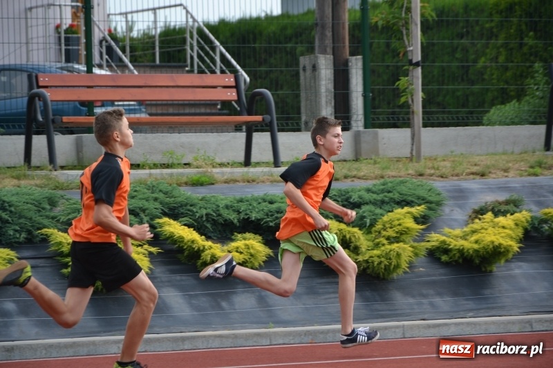 Zdjęcie w galerii na portalu naszraciborz.pl: Międzynarodowa Olimpiada Sportowa w Bieńkowicach wiadomości z regionu