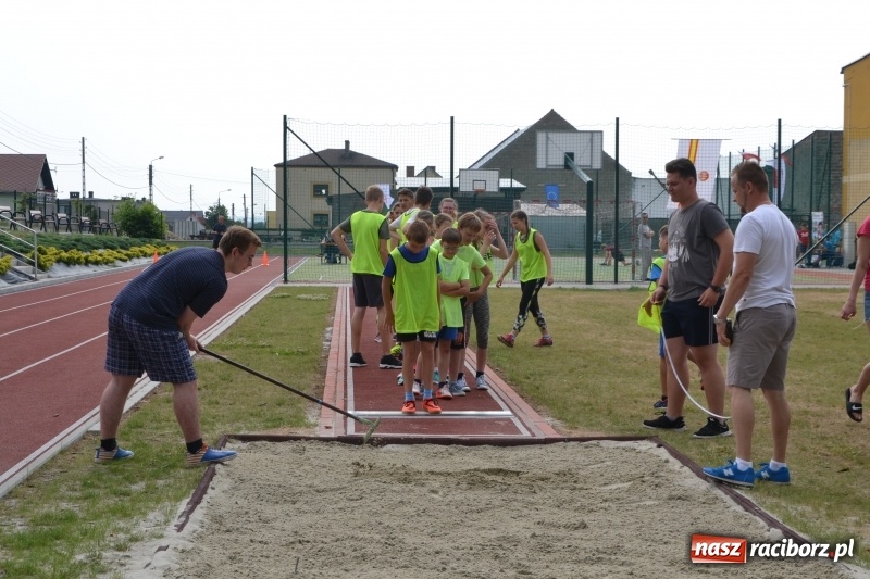 Zdjęcie w galerii na portalu naszraciborz.pl: Międzynarodowa Olimpiada Sportowa w Bieńkowicach wiadomości z regionu