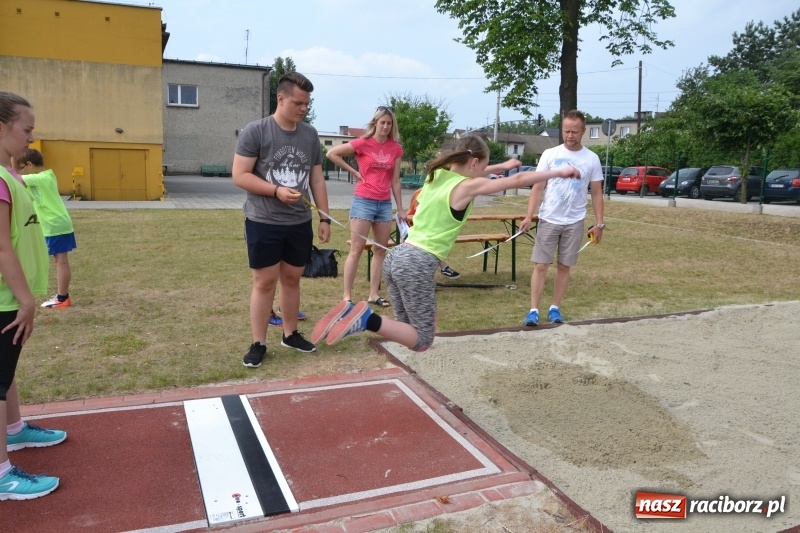 Zdjęcie w galerii na portalu naszraciborz.pl: Międzynarodowa Olimpiada Sportowa w Bieńkowicach wiadomości z regionu