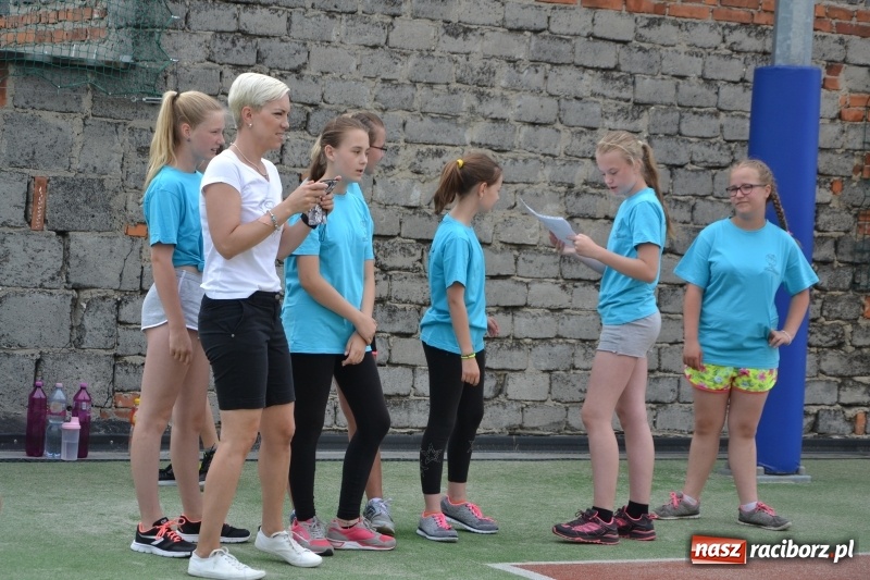 Zdjęcie w galerii na portalu naszraciborz.pl: Międzynarodowa Olimpiada Sportowa w Bieńkowicach wiadomości z regionu