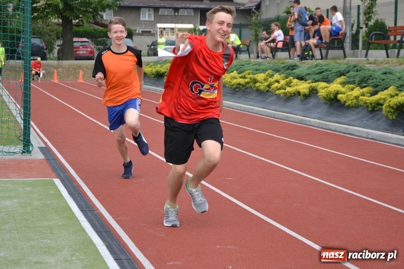 Zdjęcie w galerii na portalu naszraciborz.pl: Międzynarodowa Olimpiada Sportowa w Bieńkowicach wiadomości z regionu