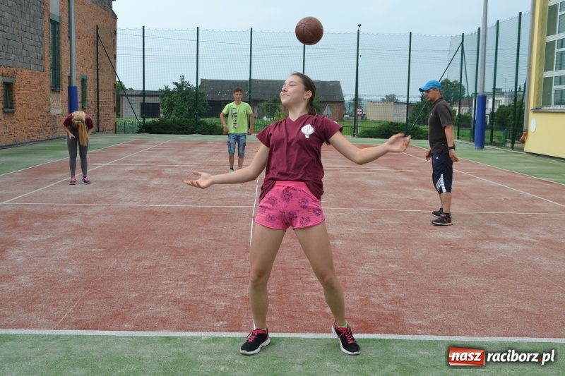 Zdjęcie w galerii na portalu naszraciborz.pl: Międzynarodowa Olimpiada Sportowa w Bieńkowicach wiadomości z regionu