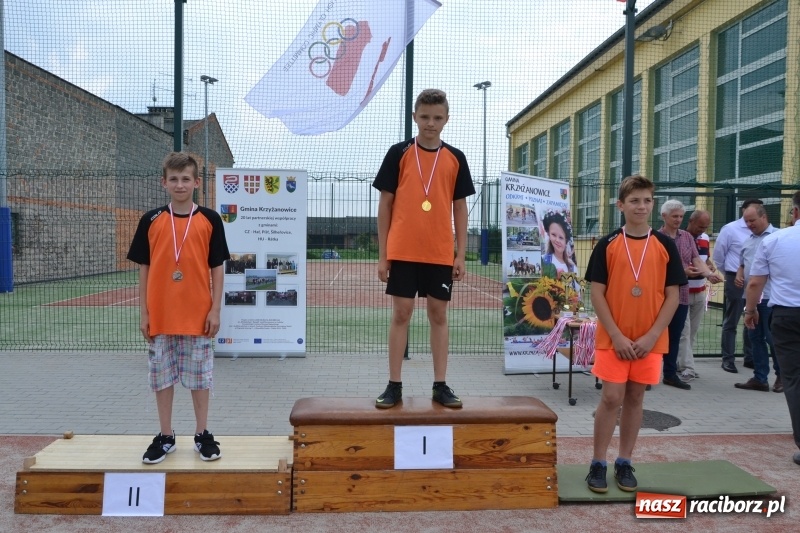 Zdjęcie w galerii na portalu naszraciborz.pl: Międzynarodowa Olimpiada Sportowa w Bieńkowicach wiadomości z regionu