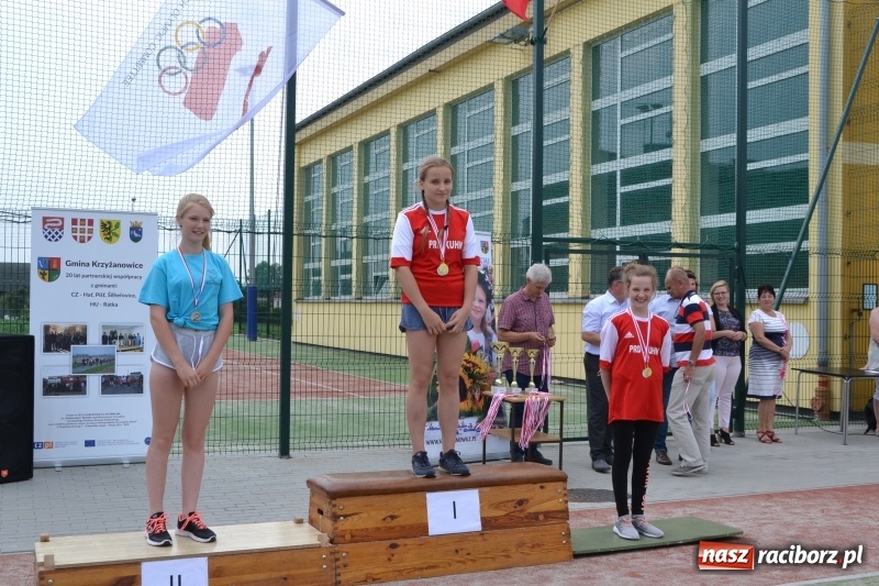 Zdjęcie w galerii na portalu naszraciborz.pl: Międzynarodowa Olimpiada Sportowa w Bieńkowicach wiadomości z regionu