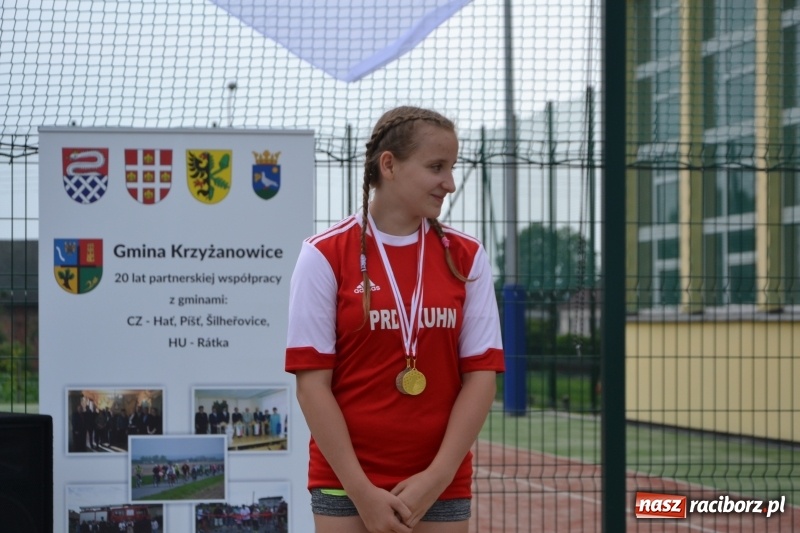 Zdjęcie w galerii na portalu naszraciborz.pl: Międzynarodowa Olimpiada Sportowa w Bieńkowicach wiadomości z regionu
