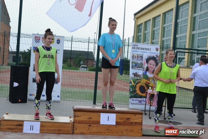 Zdjęcie w galerii na portalu naszraciborz.pl: Międzynarodowa Olimpiada Sportowa w Bieńkowicach wiadomości z regionu