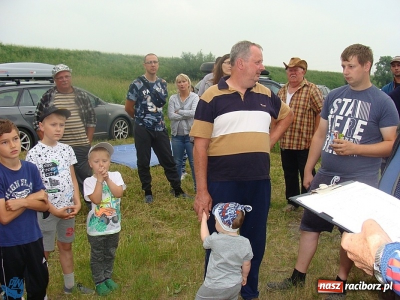Zdjęcie w galerii na portalu naszraciborz.pl: Wędkarski Dzień Dziecka na łowisku Łęg wiadomości z regionu