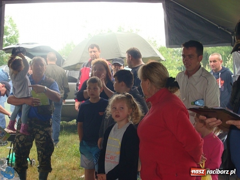 Zdjęcie w galerii na portalu naszraciborz.pl: Wędkarski Dzień Dziecka na łowisku Łęg wiadomości z regionu