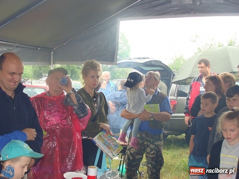 Zdjęcie w galerii na portalu naszraciborz.pl: Wędkarski Dzień Dziecka na łowisku Łęg wiadomości z regionu