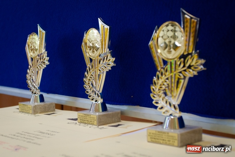 Zdjęcie w galerii na portalu naszraciborz.pl: Miejski Turniej Szachowy o Puchar Dyrektora Szkoły Podstawowej numer 13 wiadomości z regionu