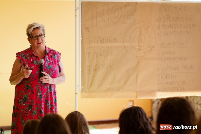 Zdjęcie w galerii na portalu naszraciborz.pl: Warsztaty profilaktyczne w raciborskiej Trzynastce wiadomości z regionu