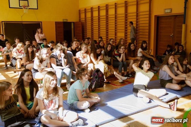 Zdjęcie w galerii na portalu naszraciborz.pl: Warsztaty profilaktyczne w raciborskiej Trzynastce wiadomości z regionu